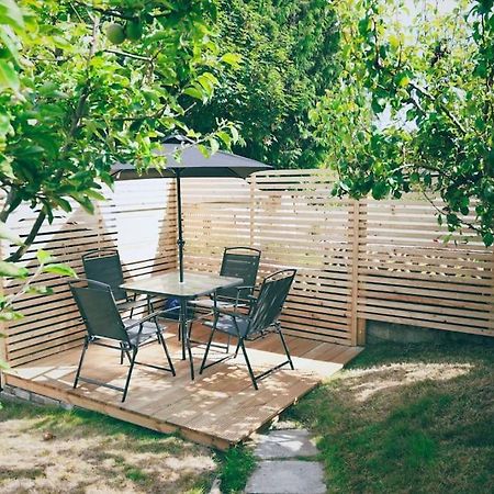 The Palm House Falmouth - Minutes From The Beach! 外观 照片