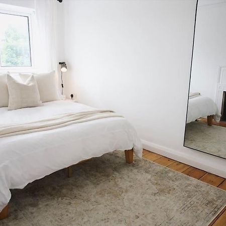 The Palm House Falmouth - Minutes From The Beach! 外观 照片